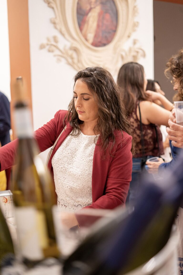 Una degustación durante el aperitivo del festival