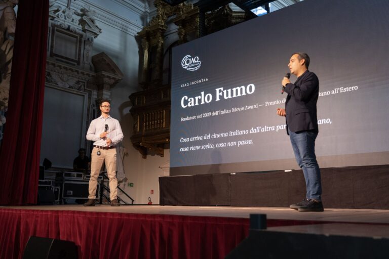 Reunión con Carlo Fumo en el escenario del Teatro San Filippo